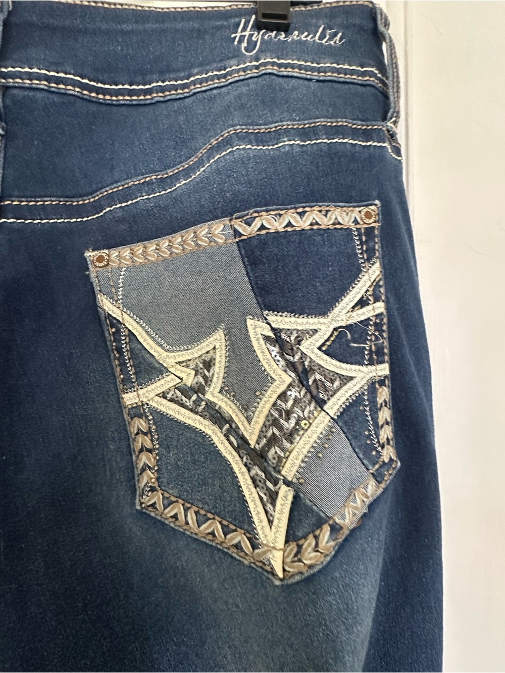 Hydraulic Dark Blue Women's Capri Stretch Jeans - Picture 5 of 7